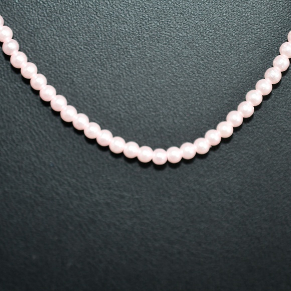 Vintage Marvella Tiny Pink Pearl Necklace - Picture 2 of 3